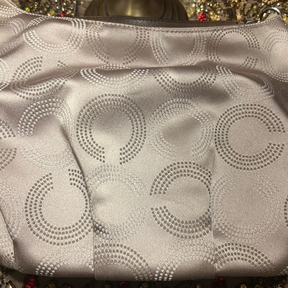 EUC Coach Madison Op Art Shoulder Bag w/charms tan/champagne gold in color - Picture 13 of 15